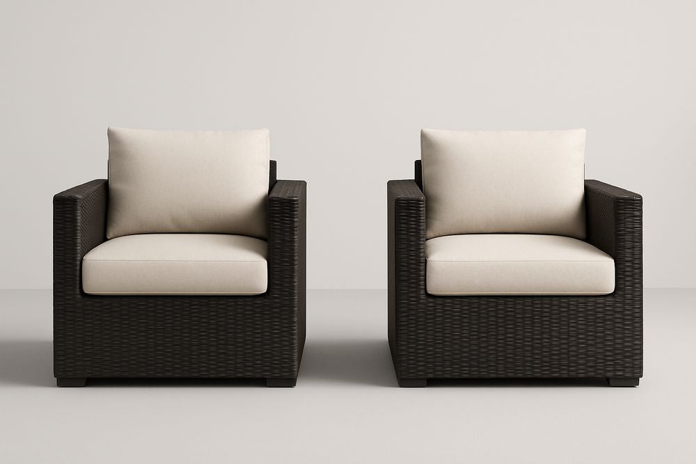 Ensemble de 2 Fauteuils de Jardin en Résine Marron avec Coussin Beige 